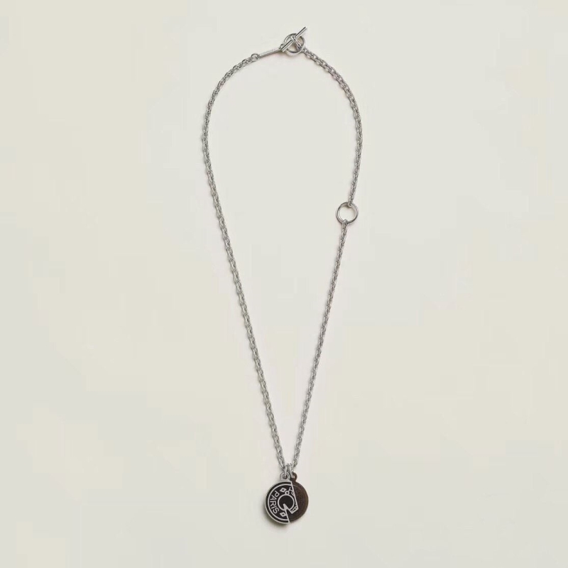 H**mes necklaces